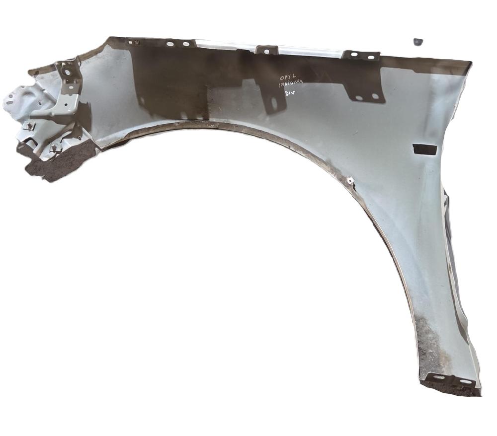 Aleta delantera derecha B16DTH 13277521 de Opel Insignia a (g09) 2008-2017 136 CV - pieza usada