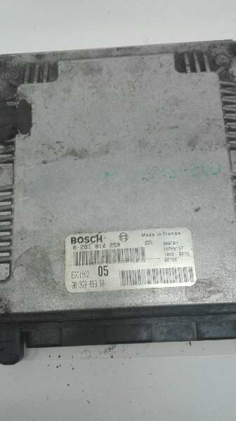 Motorsteuergerät 0281010250 de Peugeot 206 sw (2e/k) 2002-2009 90 CV - pieza usada