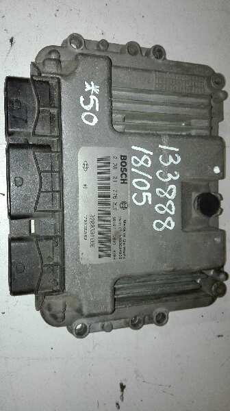 Switchboard engine uce 0281011776 de Renault Megane ii coupé-cabriolet (em0/1_) 2006-2009 120 CV