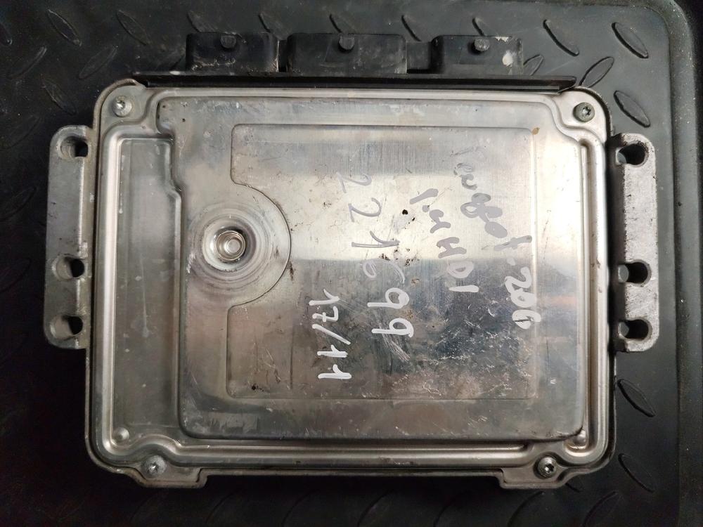 Switchboard engine uce 0281011784 de Peugeot 206 van 2001-2009 70 CV