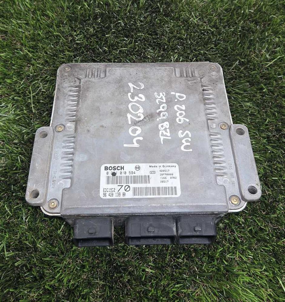 Centralita motor uce RHY 0281010594 de Peugeot 206 sw (2e/k) 2002-2009 90 CV - pieza usada
