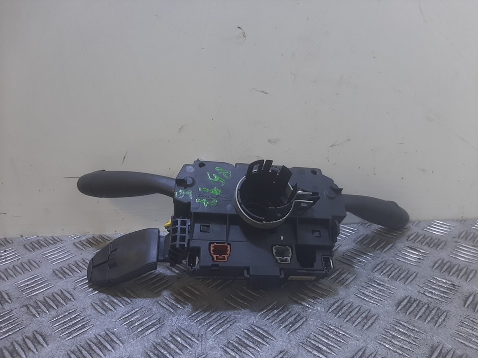 Mando multifunción 96451818ZL de Citroen Xsara 2000-2003 - pieza usada