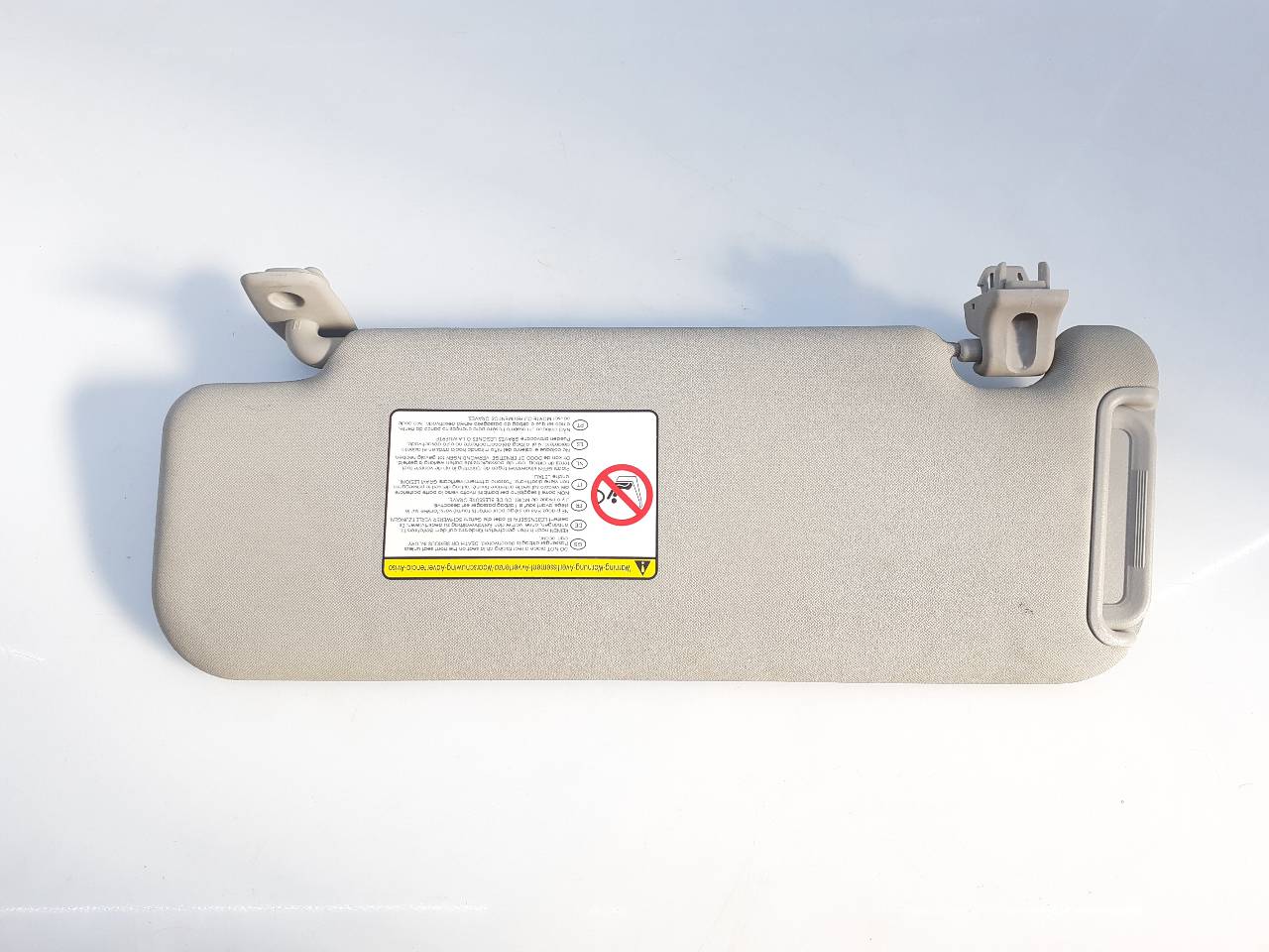 KIA Sportage 3 generation (2010-2015) Right Side Sun Visor E2-B5-18-1 18590310