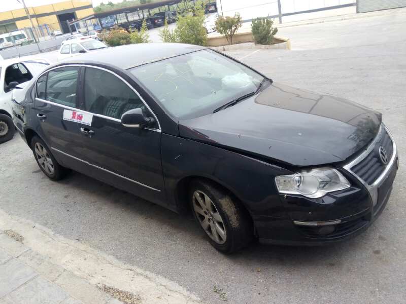 CHEVROLET Passat B6 (2005-2010) Aizmugurējo kreiso durvju loga pacēlāja motorīts 1K0959701LFKZ, E1-B6-44-1 18355232