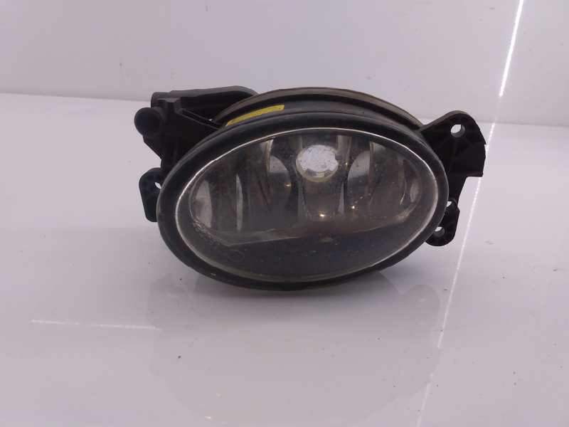 MERCEDES-BENZ CLS-Class C219 (2004-2010) Front Right Fog Light 030507700201Q06,E1-A2-3-1 18649536