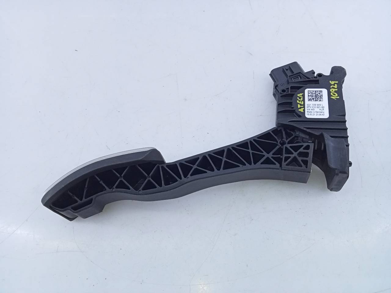 SEAT Ateca 1 generation (2016-2024) Throttle Pedal 5Q1723503L,6PV01062183,E2-A1-44-7 21800833