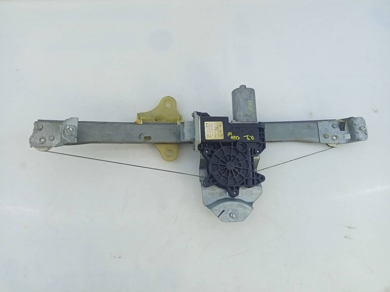 RENAULT Clio 4 generation (2012-2020) Front Left Door Window Regulator 807018534R,E1-A1-46-2 26269416