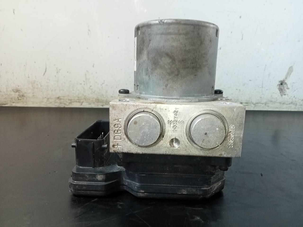 HYUNDAI Santa Fe SM (2000-2013) ABS Pump 589202W710,P3-A8-27-4 26267950