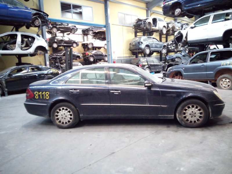 MERCEDES-BENZ E-Class W211/S211 (2002-2009) Aizmugurējo kreiso durvju slēdzene 18653302