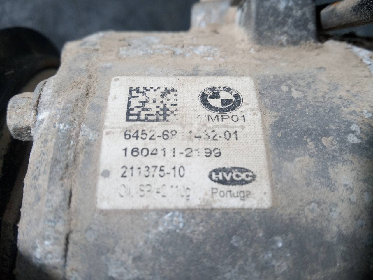 BMW X1 F48/F49 (2015-2023) Kondicionieriaus siurblys (kompresorius) 645268143201, 1604112199, P3-A3-13-1 24081820