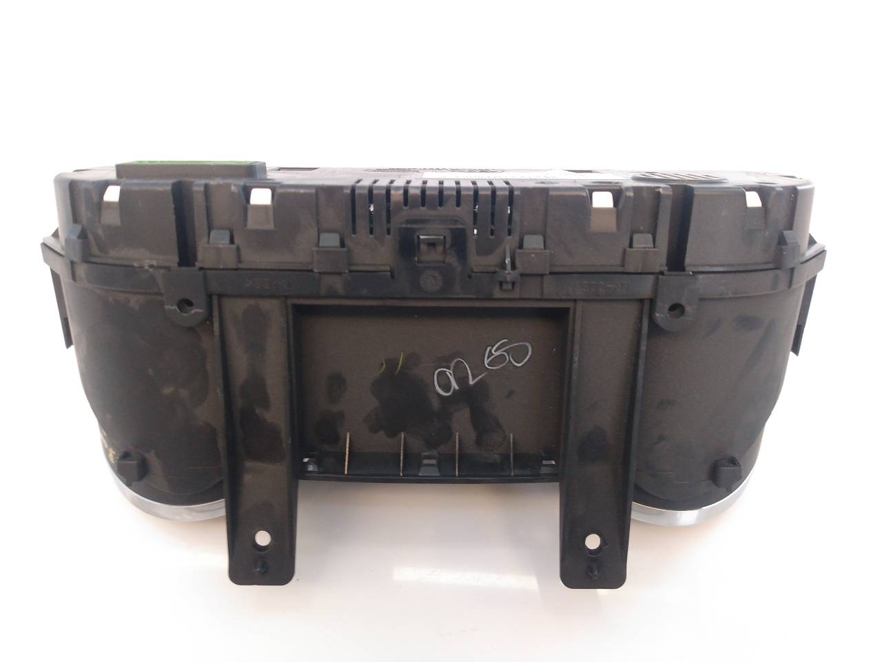 LAND ROVER Range Rover Sport 1 generation (2005-2013) Спидометр FPLA10849EC,E3-B3-25-3 18716737