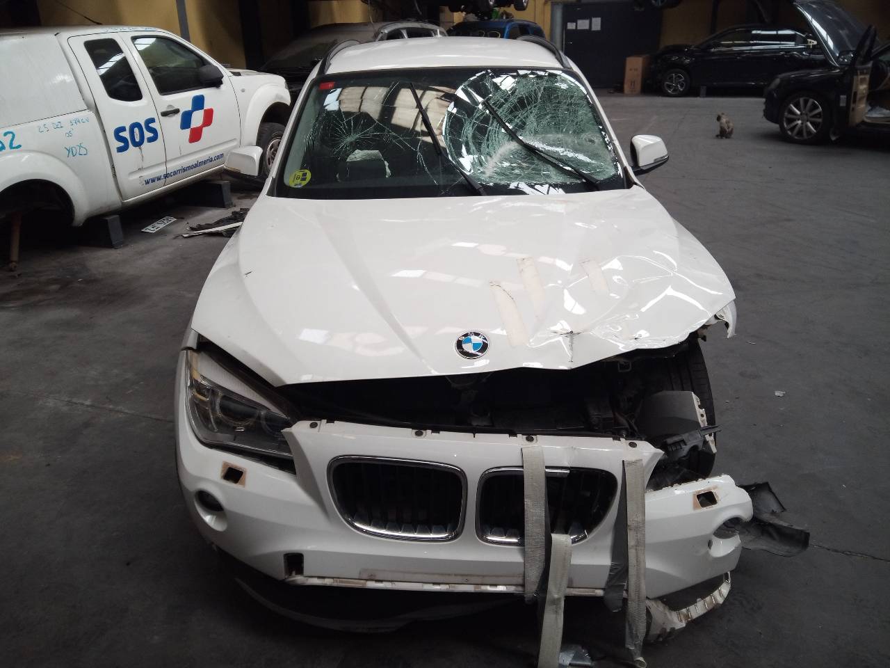 BMW X1 E84 (2009-2015) Priekinių kairių durų stiklo pakelėjas 0130822226, E1-A3-8-2 18739410