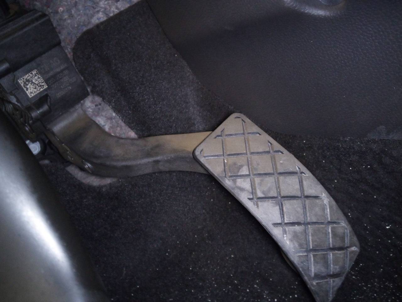SEAT Alhambra 2 generation (2010-2021) Akseleratoriaus (gazo) pedalas 2Q1723503 21822512