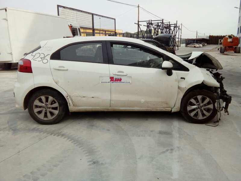 KIA Rio 3 generation (2011-2017) Galinio dangčio (bagažinės) valytuvo varikliukas 987001W000, E2-B5-5-1 18370535