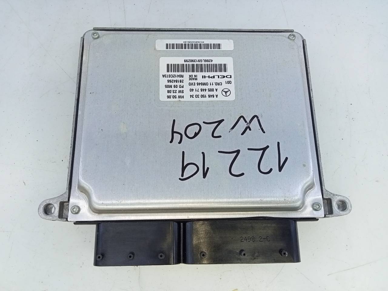 MERCEDES-BENZ C-Class W204/S204/C204 (2004-2015) Engine Control Unit ECU A6461503334, A0054467140, E3-A1-3-3 24823819