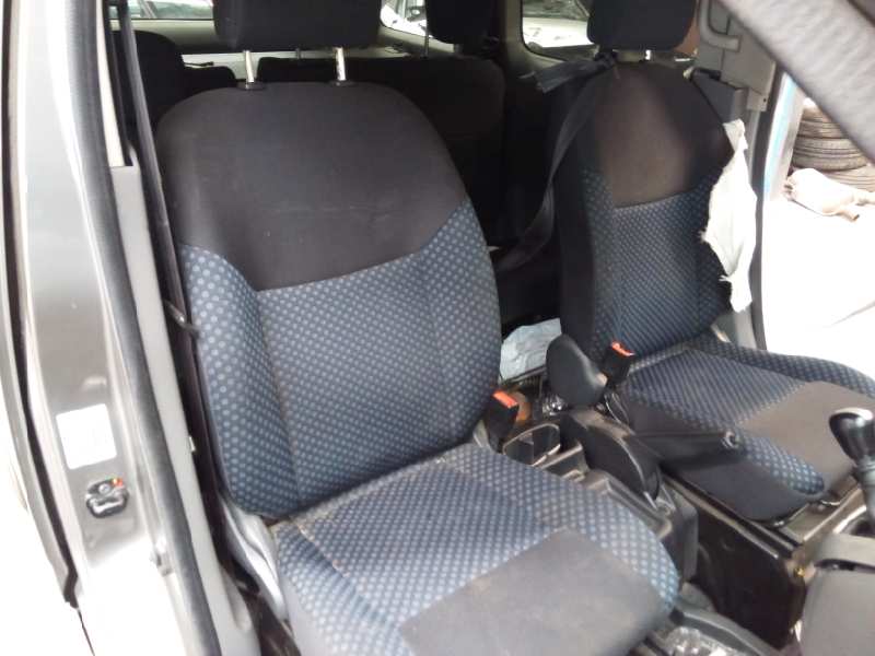 NISSAN NV200 1 generation (2009-2023) Реле 8200859243, E2-A4-60-1 24483478