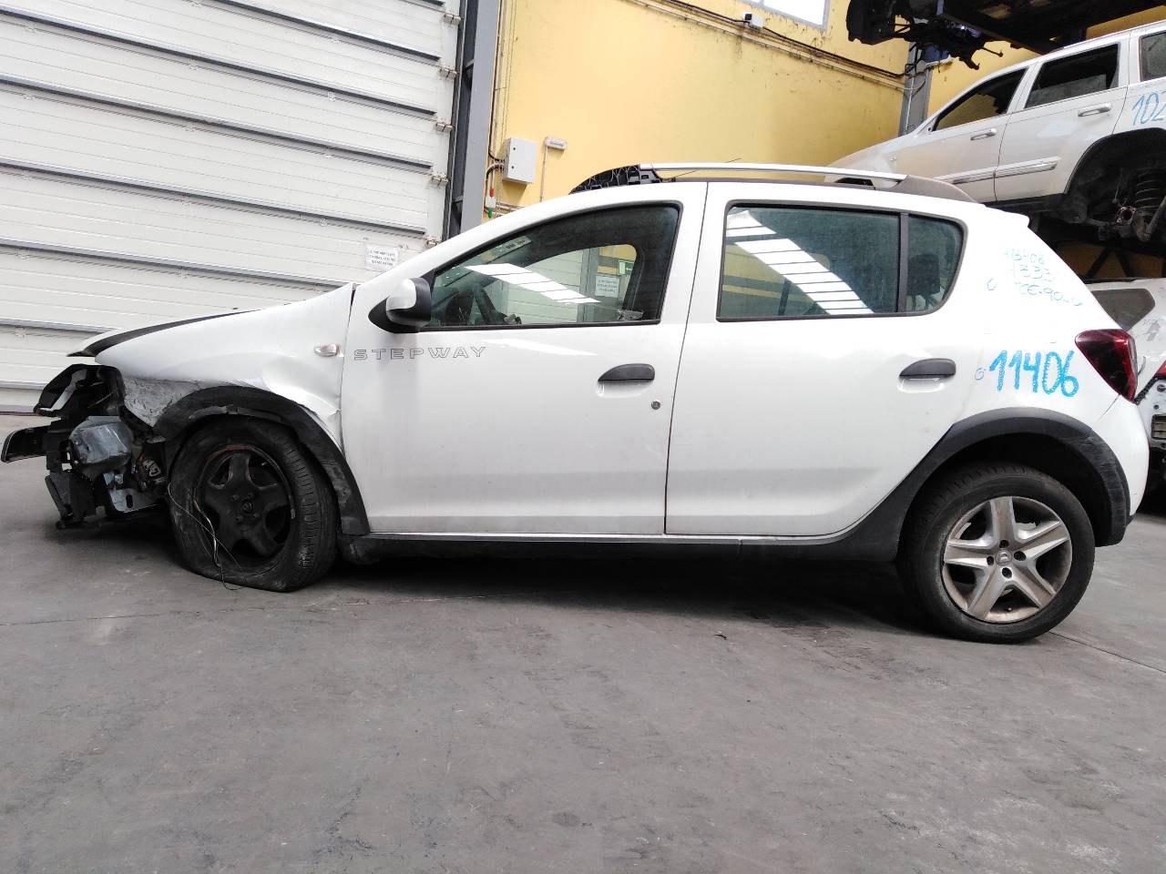 DACIA Sandero 2 generation (2013-2020) Генератор 231008593R, P3-A4-23-2 24075309