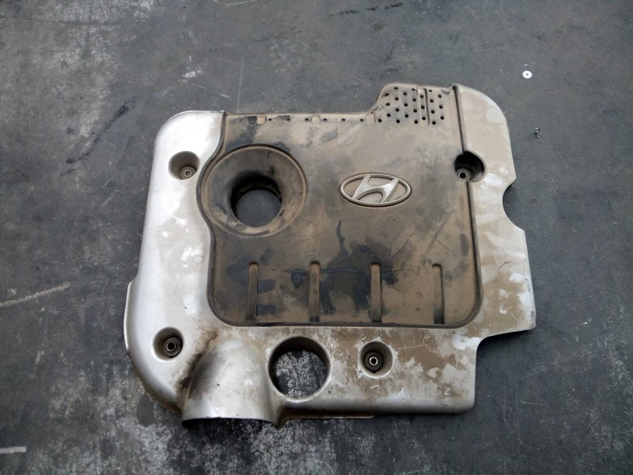 HYUNDAI Santa Fe SM (2000-2013) Engine Cover 26269006