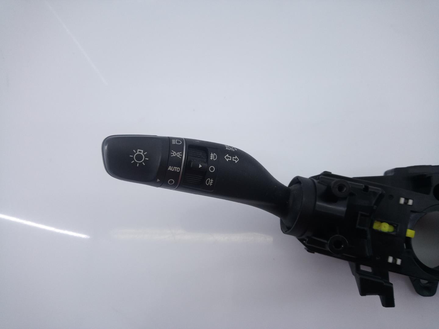 HYUNDAI i30 GD (2 generation) (2012-2017) Turn switch knob 93404G4950,3H33MS1002,E3-A3-44-2 26267588