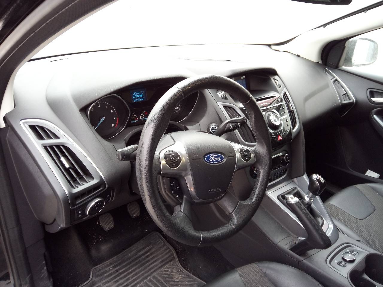 FORD Focus 3 generation (2011-2020) Priekšējā stikla tīrītāja mehānisms BM5117504AJ, 122972277512 21799456