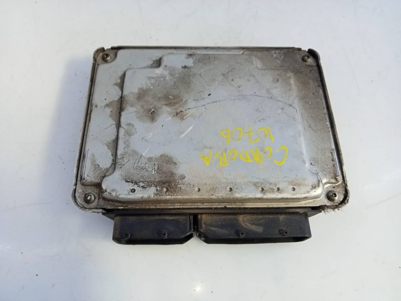 SEAT Cordoba 2 generation (1999-2009) Engine Control Unit ECU 038906019KT,0281011219 20962143