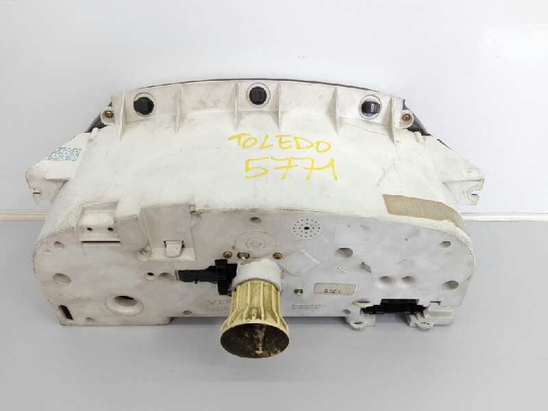 SEAT Toledo 1 generation (1991-1999) Instrumentu panelis/spidometrs 1L0919880FX, 81117785, E2-A1-9-7 18435489