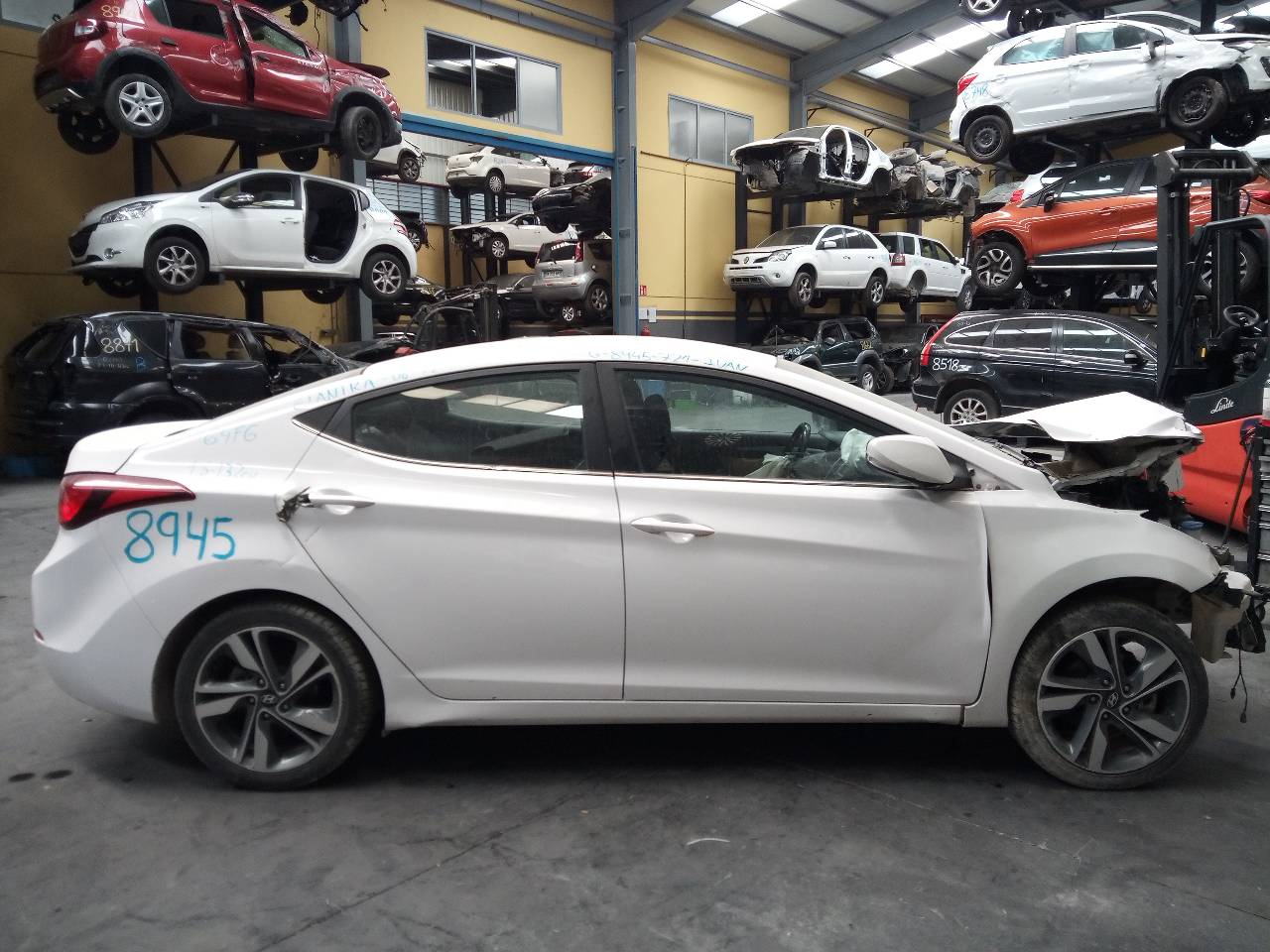 HYUNDAI Elantra MD (2010-2017) Priekšējo kreiso durvju slēdzene 813103X030,E1-B5-4-1 18719836