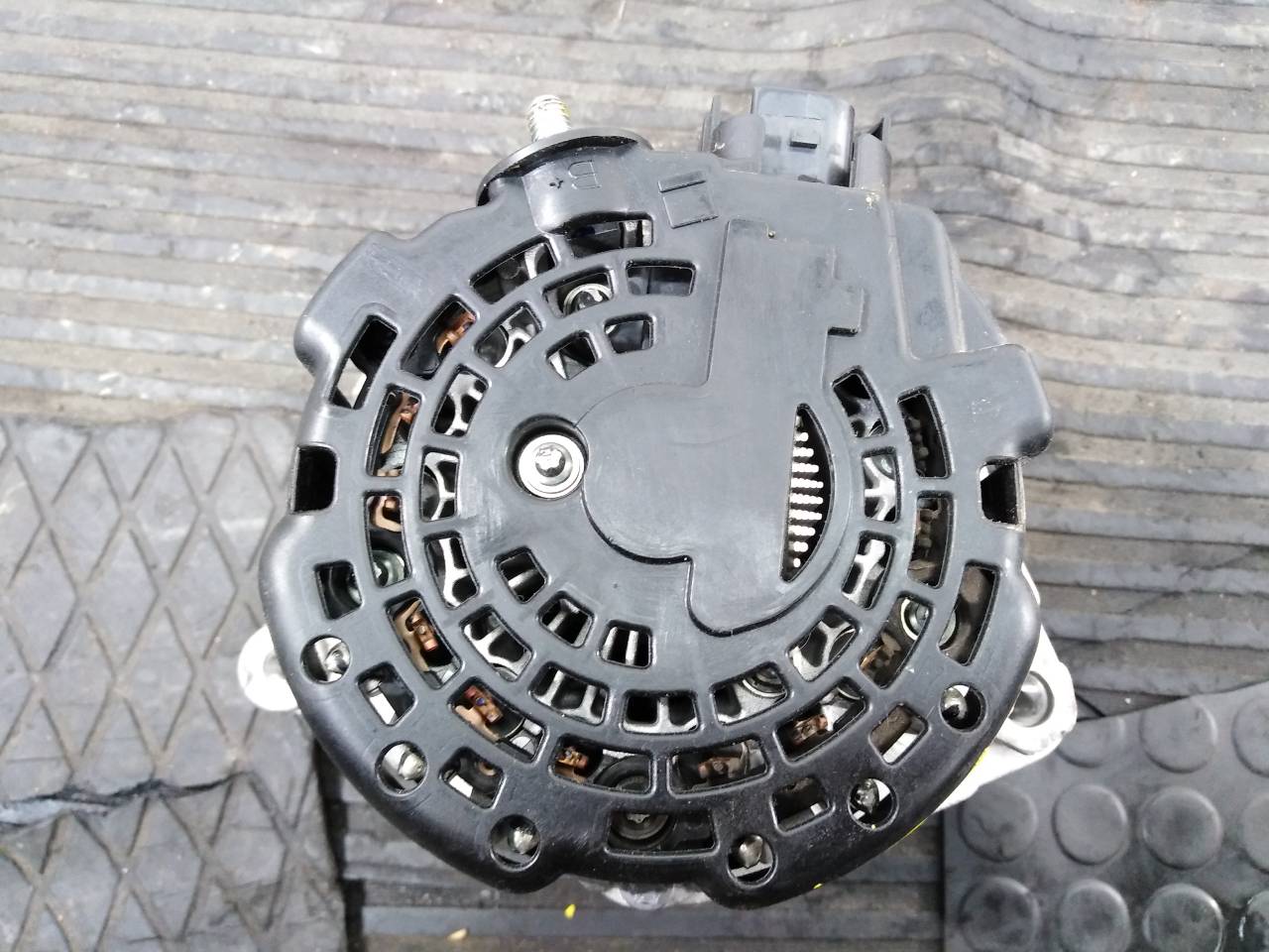 KIA Cee'd 2 generation (2012-2018) Alternator 3730004950,8400383,P3-B6-25-3 18662941