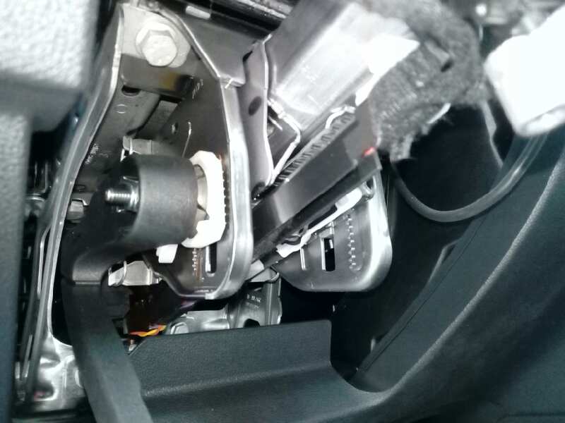 VOLKSWAGEN Golf 7 generation (2012-2024) Steering Column Mechanism EP0916564B1 18431215