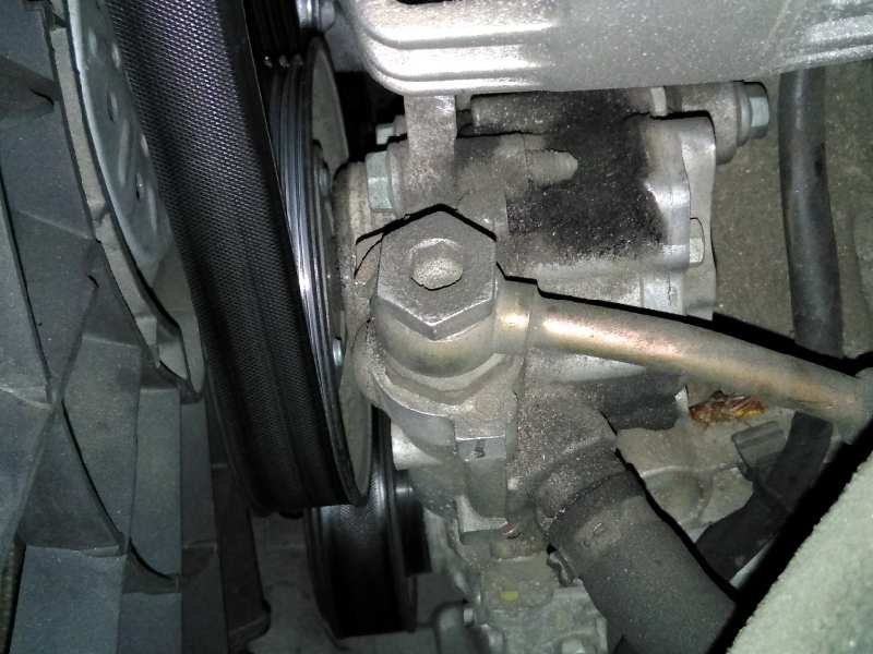 AUDI A4 B6/8E (2000-2005) Power Steering Pump 8E0145155N 18645325