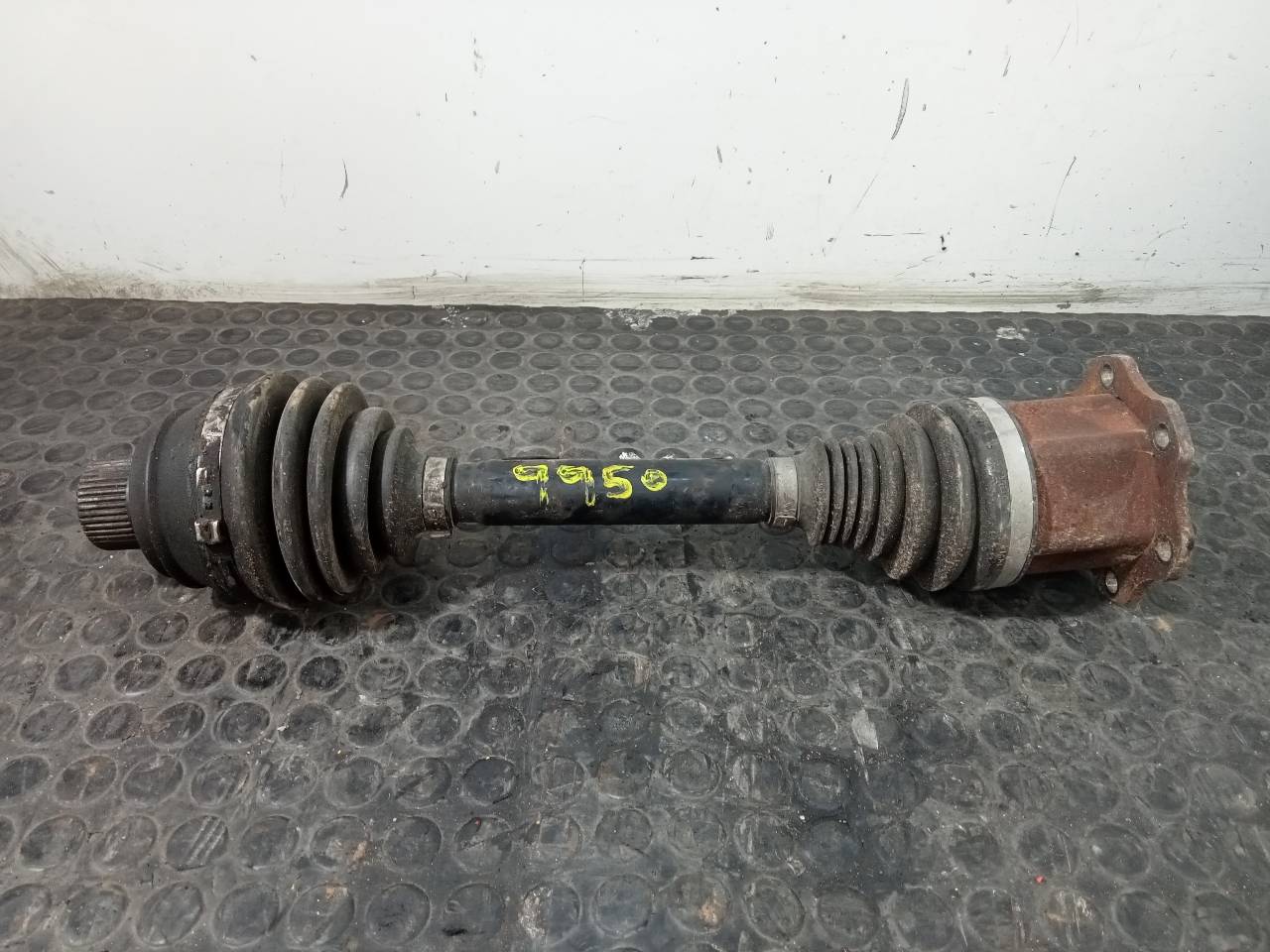 AUDI A5 8T (2007-2016) Front Left Driveshaft 8K0407271Q, P1-B6-24 21792931