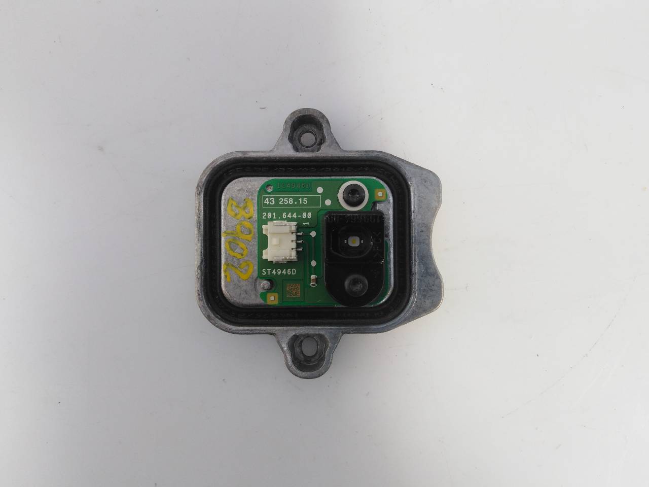 BMW 3 Series F30/F31 (2011-2020) Xenon Light Control Unit 1C4946D, 19966000, E3-A2-44-2 24039261