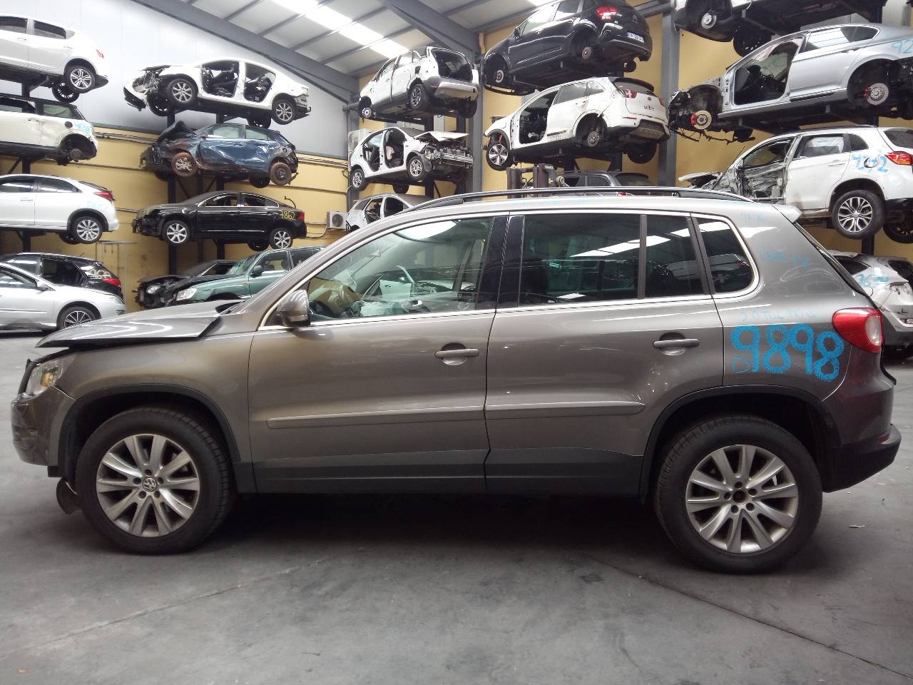 VOLKSWAGEN Tiguan 1 generation (2007-2017) Bak venstre drivaksel 1K0501203D, P1-B6-34 18776881