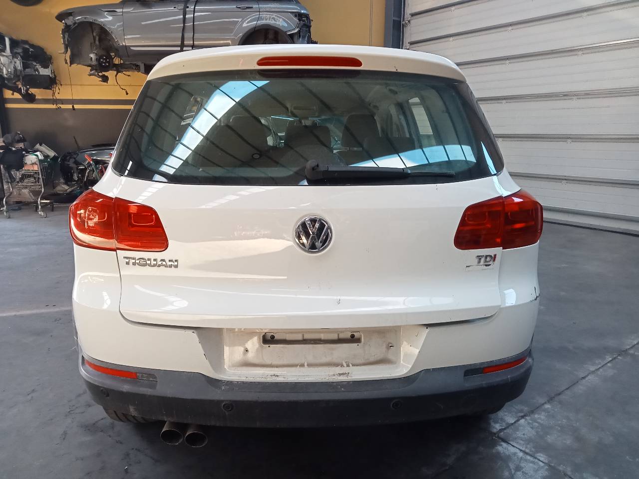 VOLKSWAGEN Tiguan 1 generation (2007-2017) Priekinė dešinė stebulė 23300628