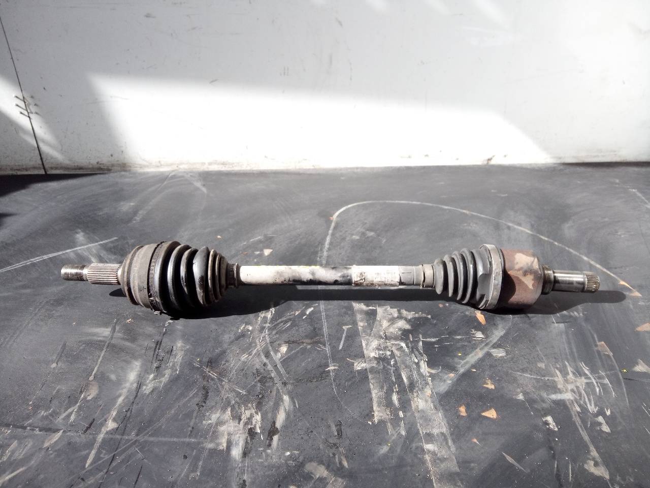 CITROËN C4 Picasso 2 generation (2013-2018) Front Left Driveshaft 9811176880, P1-B6-23 20963627