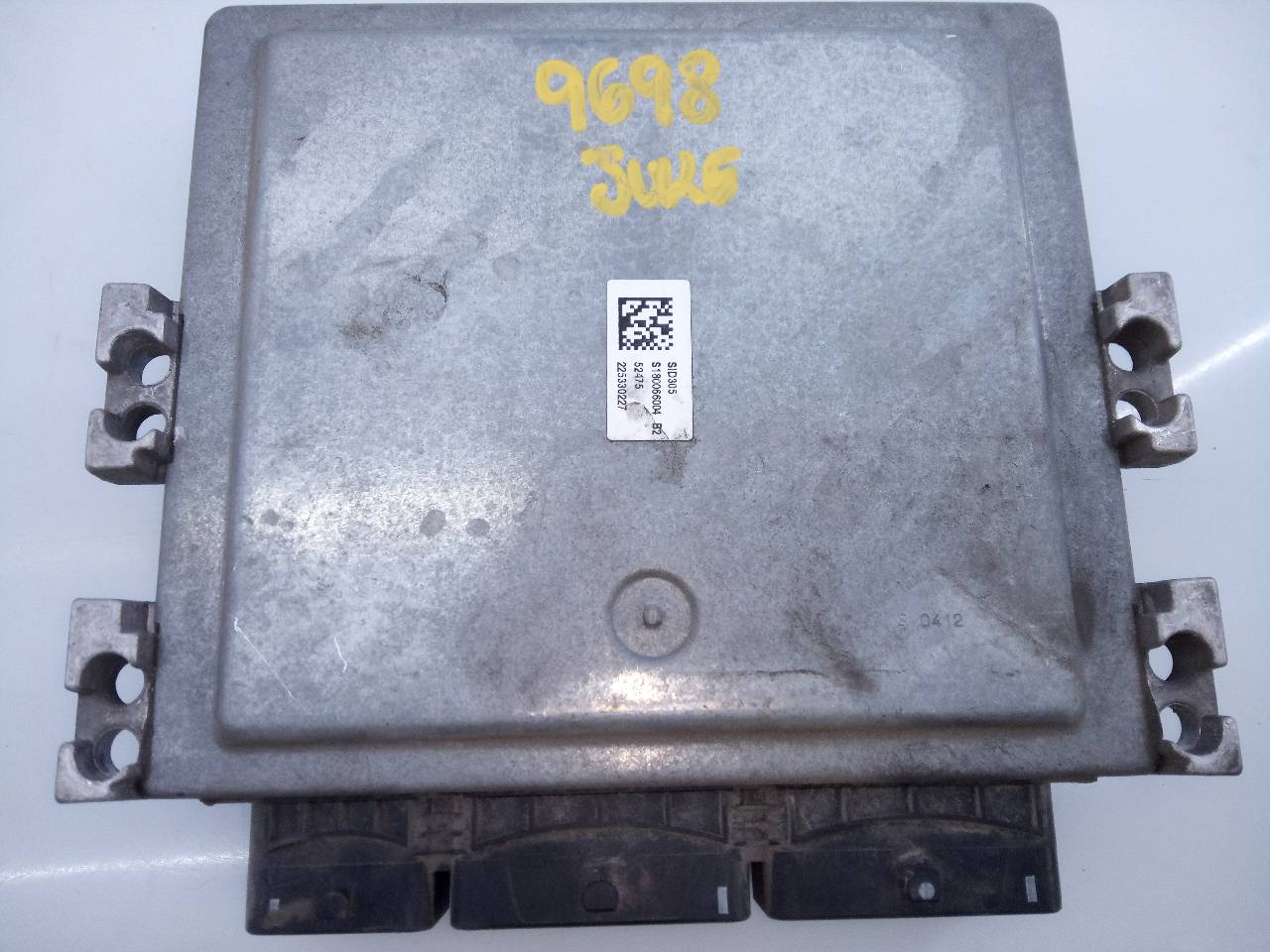 NISSAN Juke YF15 (2010-2020) Moottorin ohjausyksikkö ECU 23710BJ91B,S180067168A,E3-B4-22-3 18763107