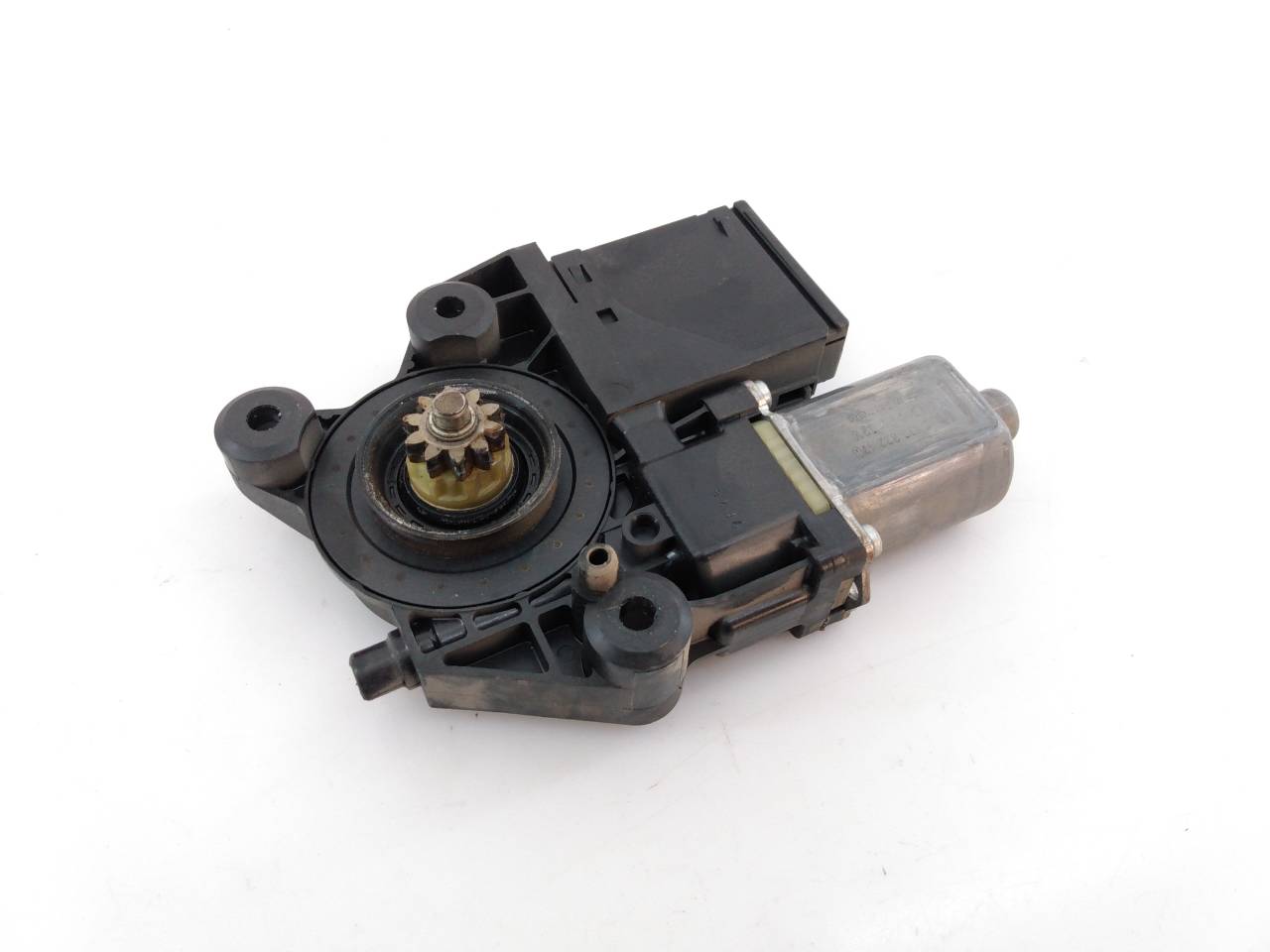 RENAULT Megane 3 generation (2008-2020) Front Right Door Window Control Motor 807301396R, 0130822478, E1-A1-40-2 18767483