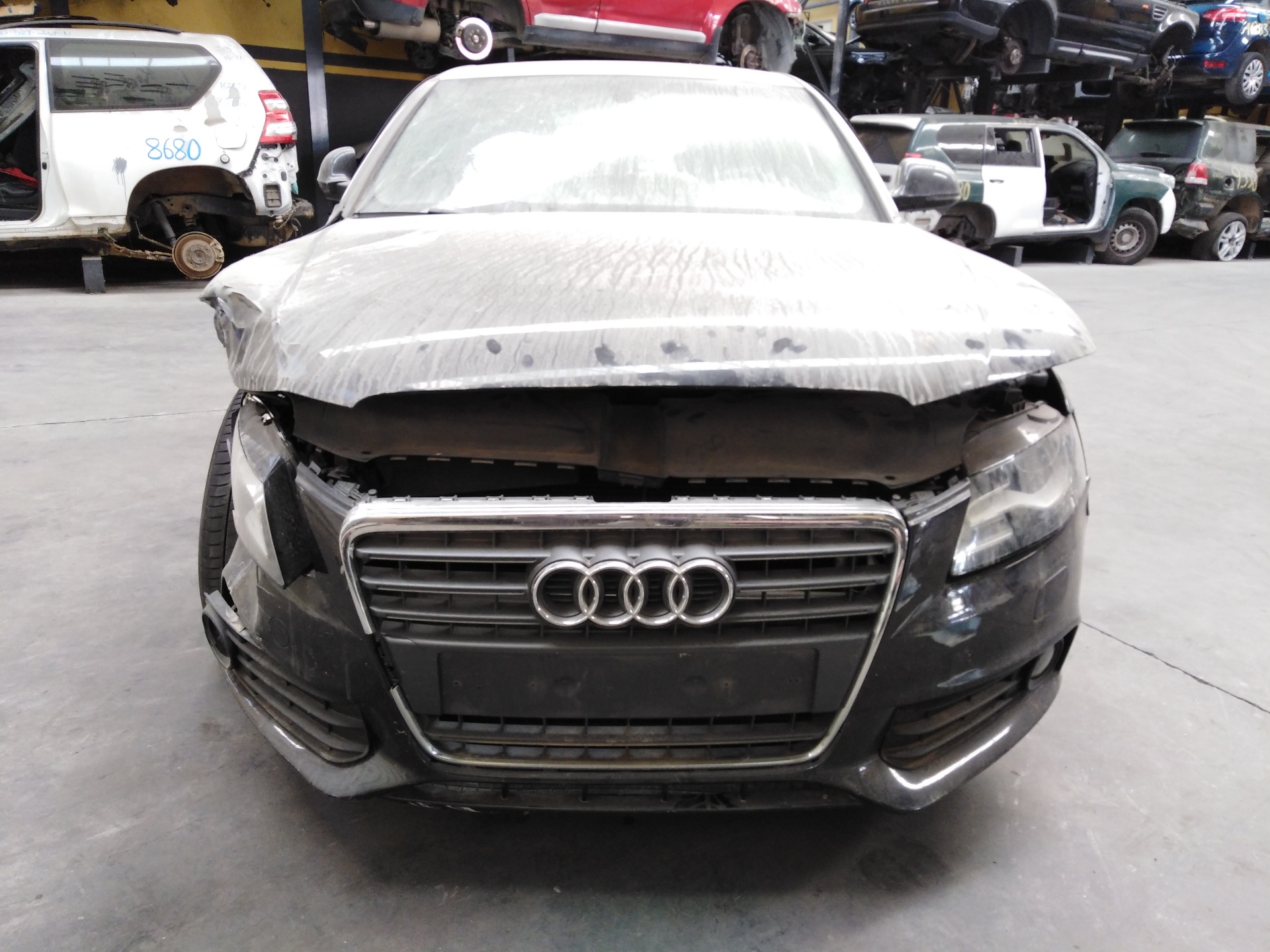 AUDI A4 B8/8K (2011-2016) Bec  hayon  stânda spate E1-B6-50-1 24071997