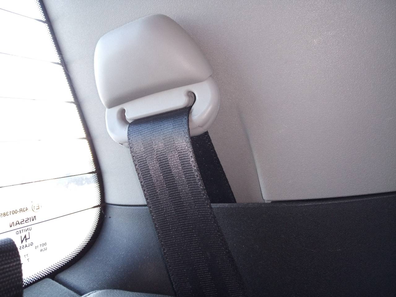 NISSAN NP300 1 generation (2008-2015) Rear Left Seatbelt 23285964