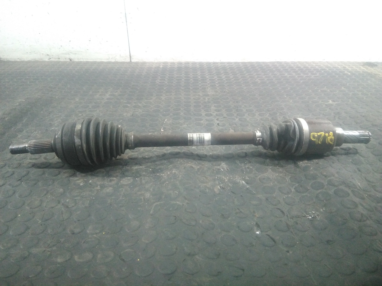 RENAULT Megane 3 generation (2008-2020) Front Left Driveshaft 8200725499,P1-B6-22 21796237