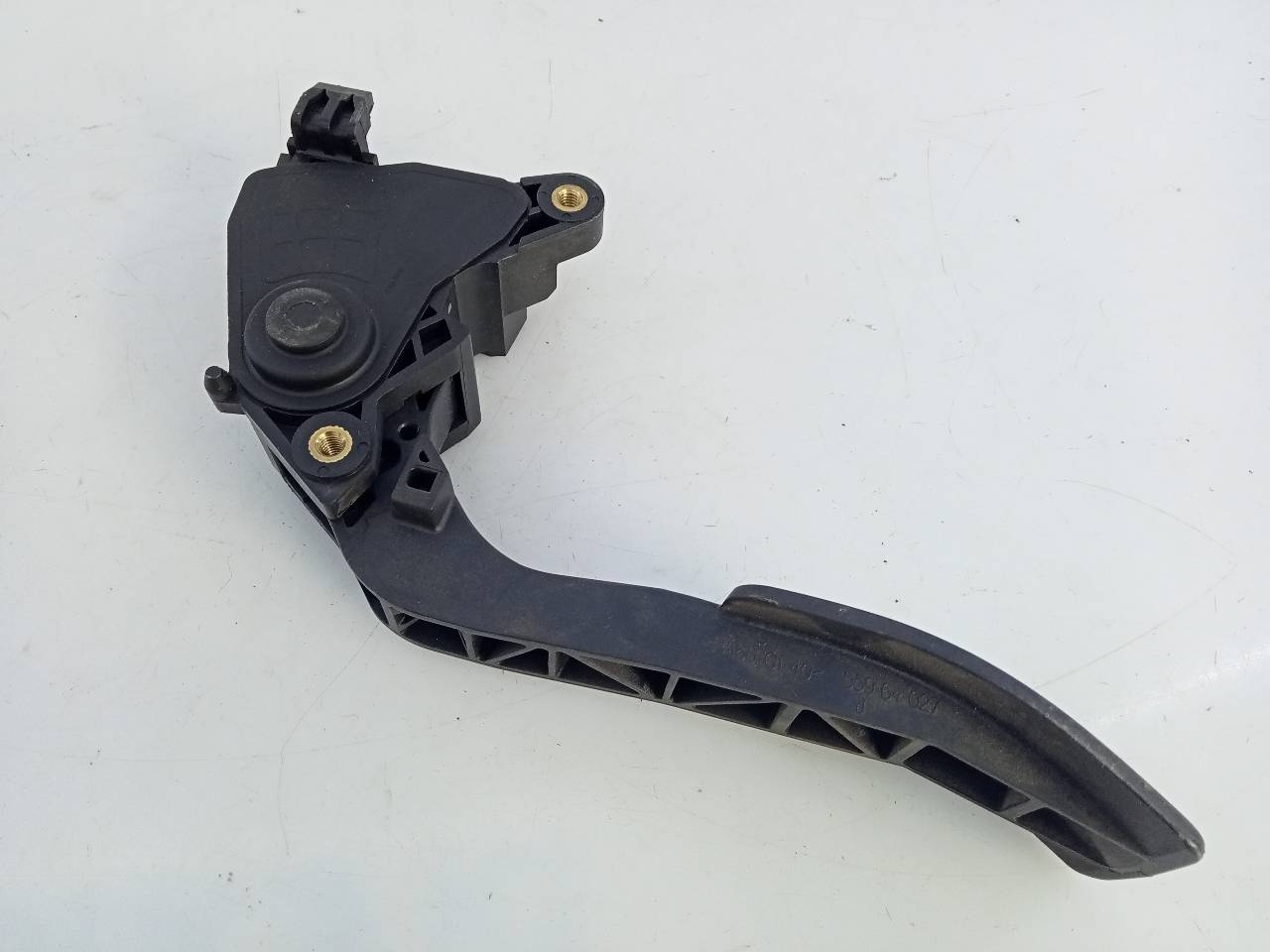 NISSAN Pulsar C13 (2014-2018) Throttle Pedal 8625914B,E3-B4-31-2 21801140