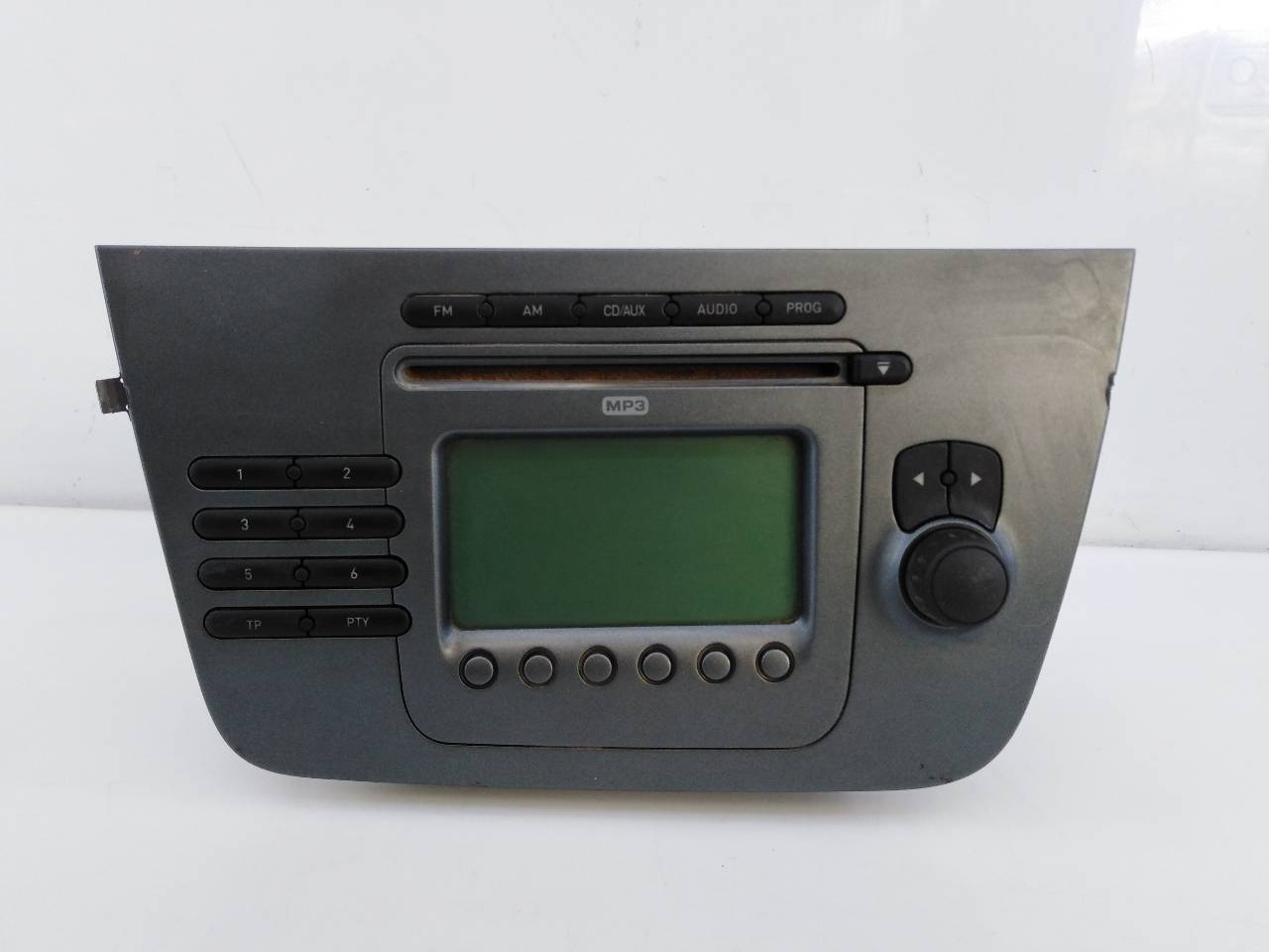 SEAT Toledo 3 generation (2004-2010) Music Player Without GPS 5P1035186, 7646636366, E2-A1-34-7 20964273