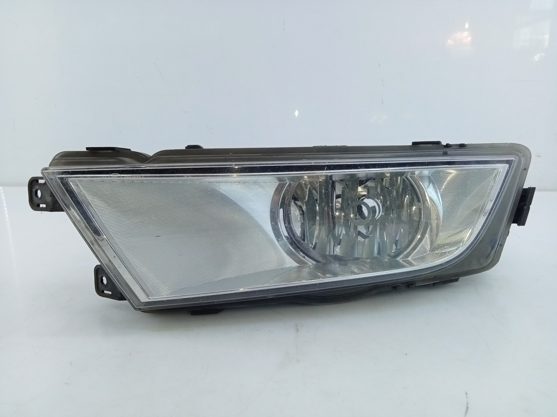 SKODA Yeti 1 generation (2009-2018) Front Left Fog Light 5EO941699D, E1-B6-50-1 20967259