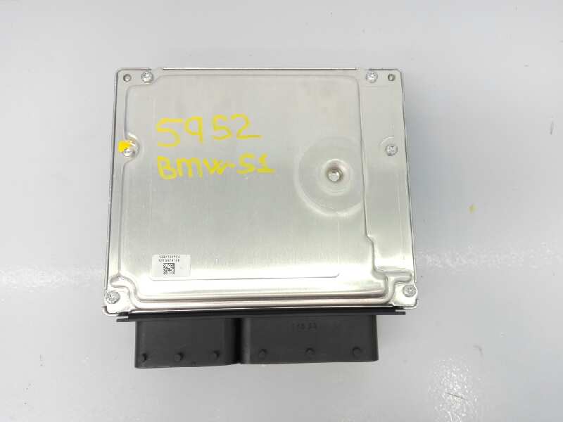 BMW 1 Series E81/E82/E87/E88 (2004-2013) Moottorin ohjausyksikkö ECU 0281016068,E3-A2-30-1,850628101 18449483