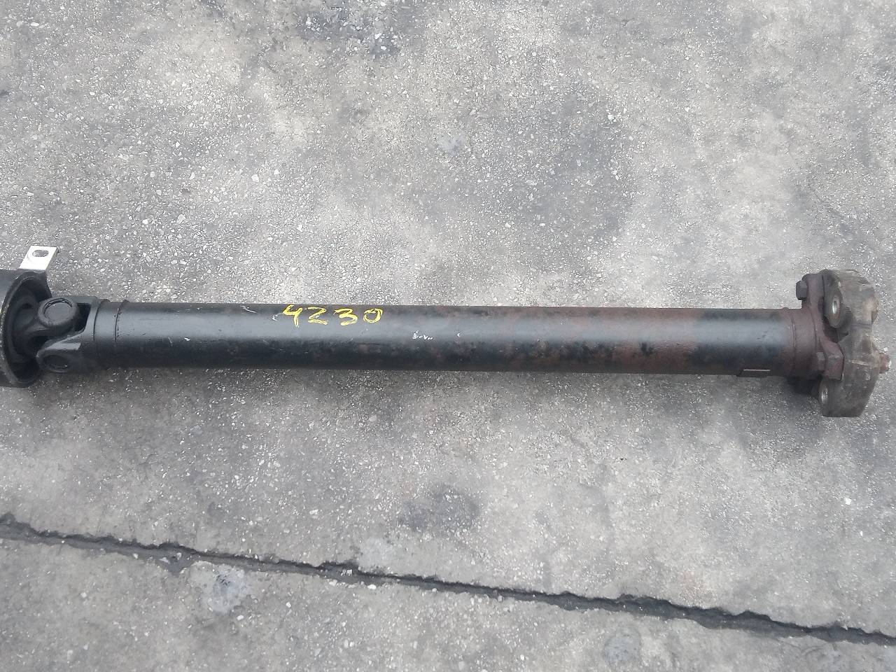 BMW 3 Series E90/E91/E92/E93 (2004-2013) Коротка приводна валка коробки передач 752724204,P1-A1-53 18370622