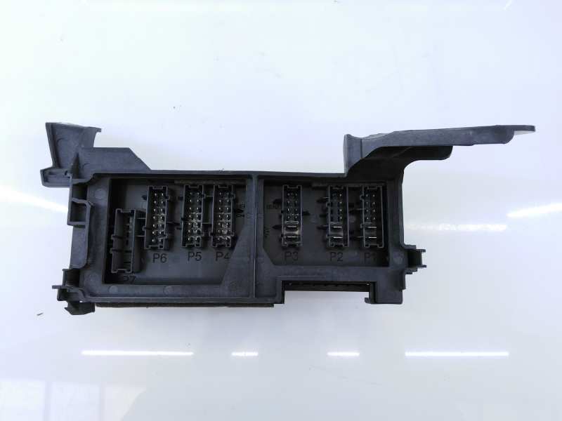 MERCEDES-BENZ M-Class W164 (2005-2011) Fuse Box A1645400272,E3-A1-3-7 18547058