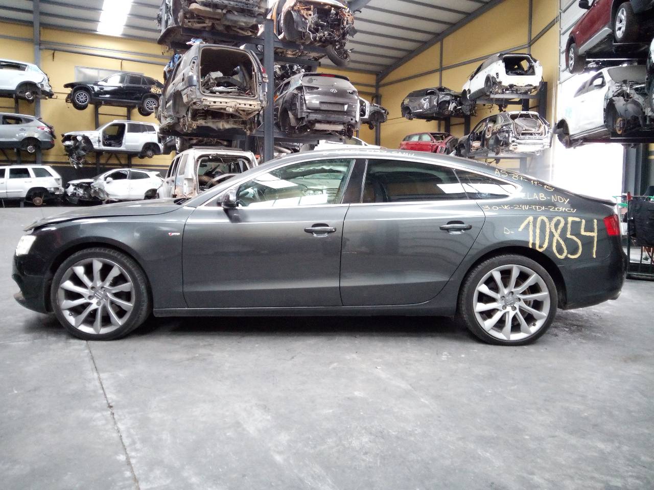 AUDI A5 Sportback 8T (2009-2011) Защита от солнца правая 8K0857552, E1-B6-38-2 21642907