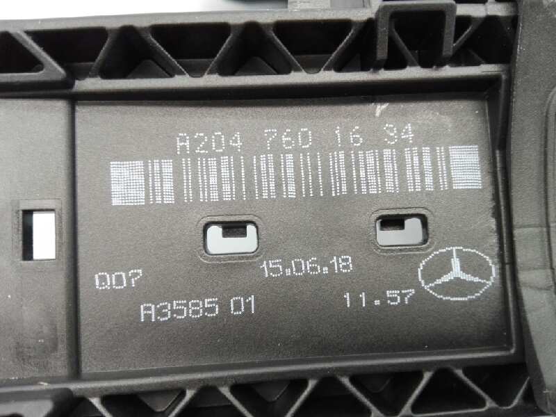 MERCEDES-BENZ GLA-Class X156 (2013-2020) Front Right Door Lock A2047601634, E1-A2-24-1 18445111