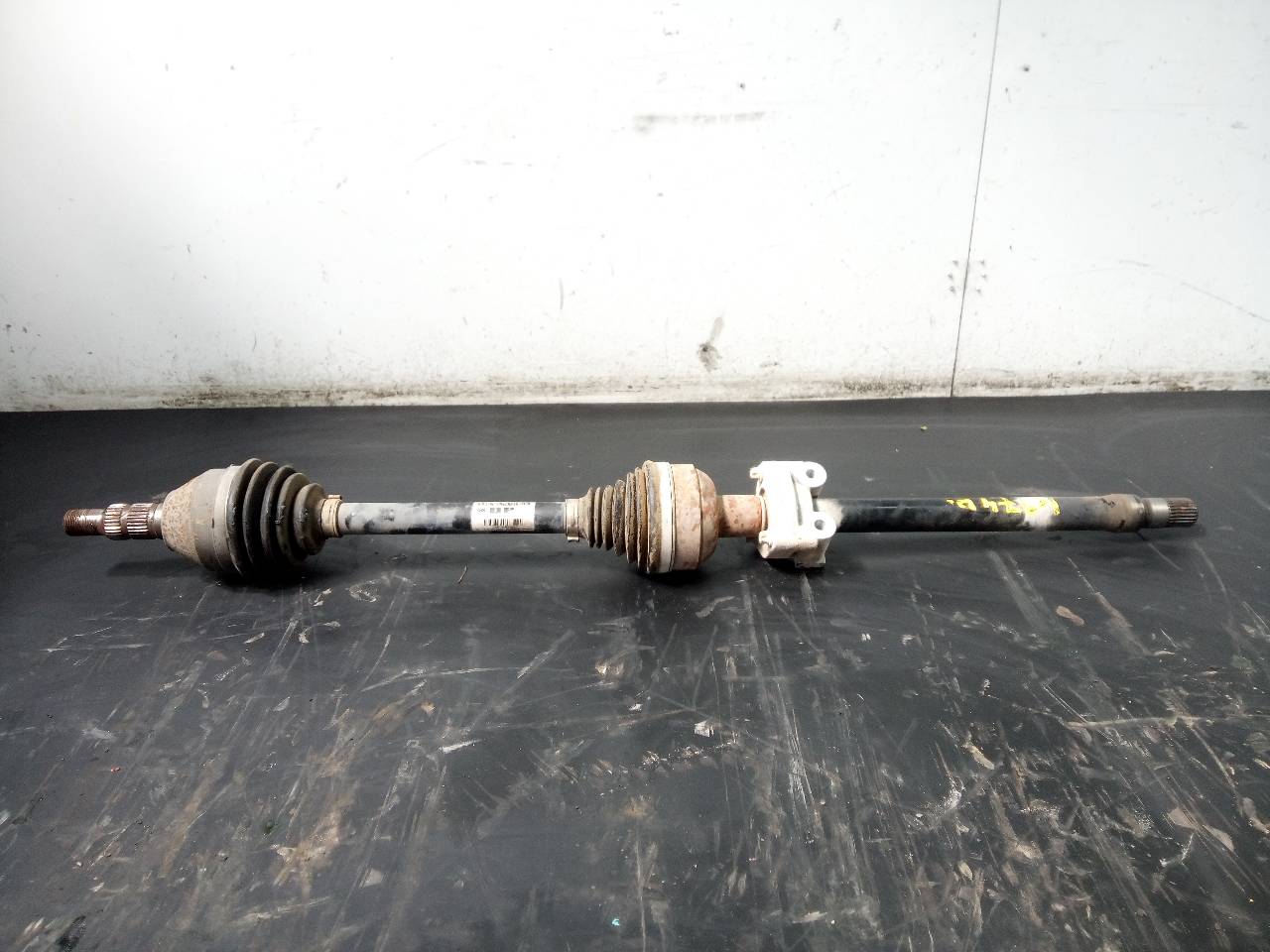 OPEL Astra J (2009-2020) Front Right Driveshaft 13250839, 10185208, P1-B6-38 20965528