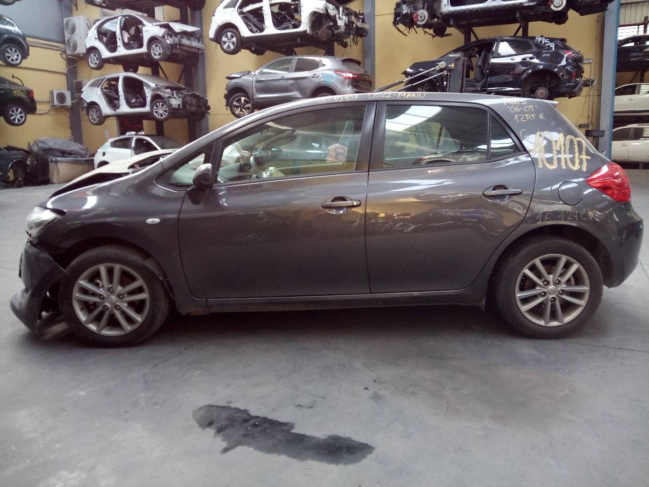 FORD USA Auris 1 generation (2006-2012) Priekinių kairių durų spyna E2-B4-3-2 23721374